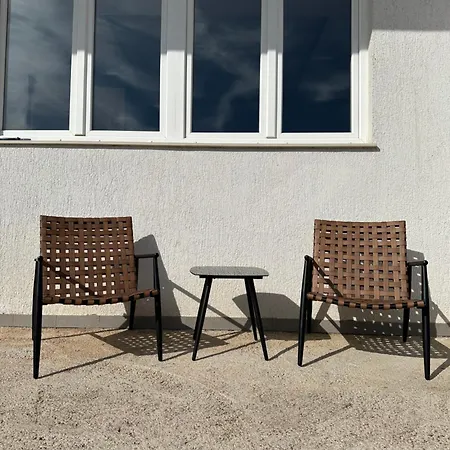 Apartment Zlata *